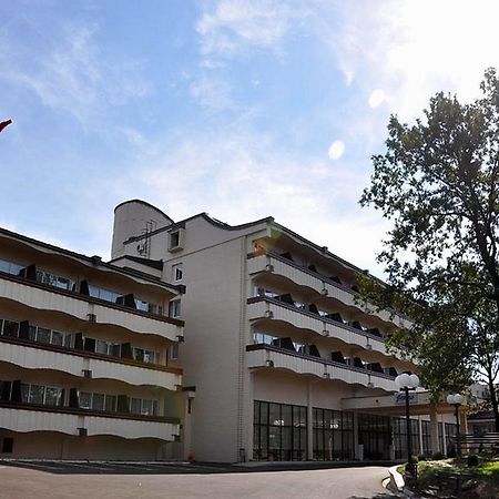 בור Hotel Jezero מראה חיצוני תמונה
