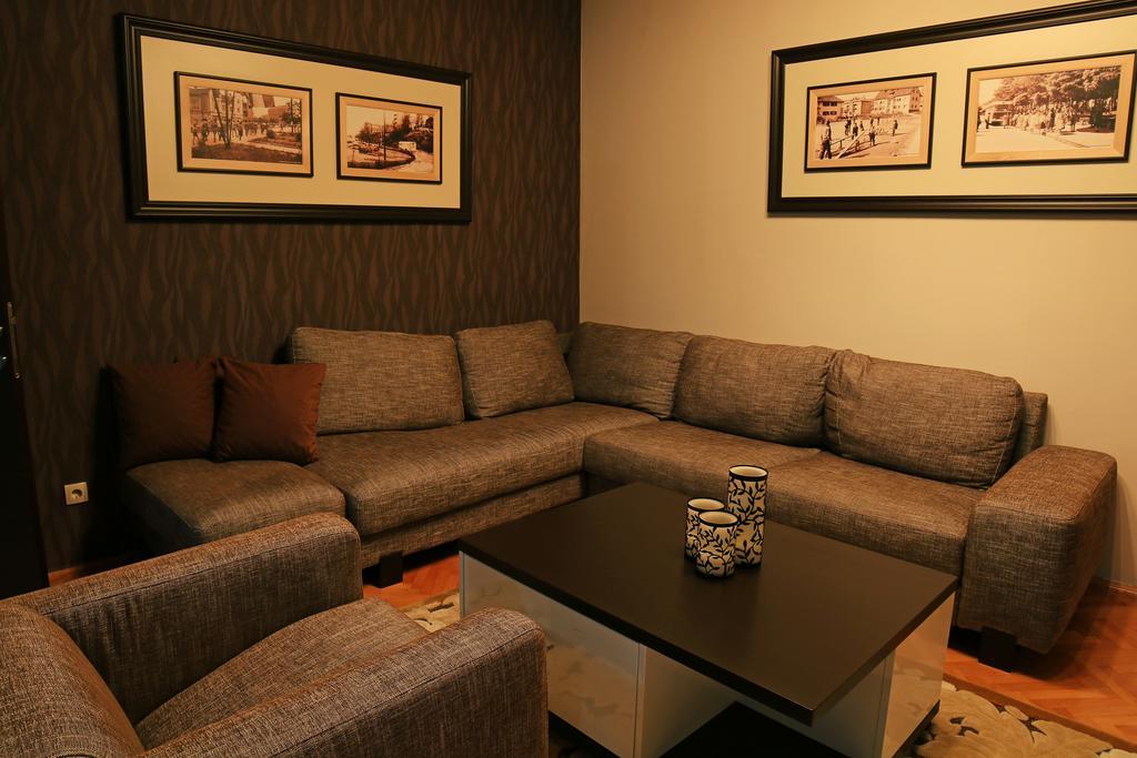 בור Hotel Jezero מראה חיצוני תמונה