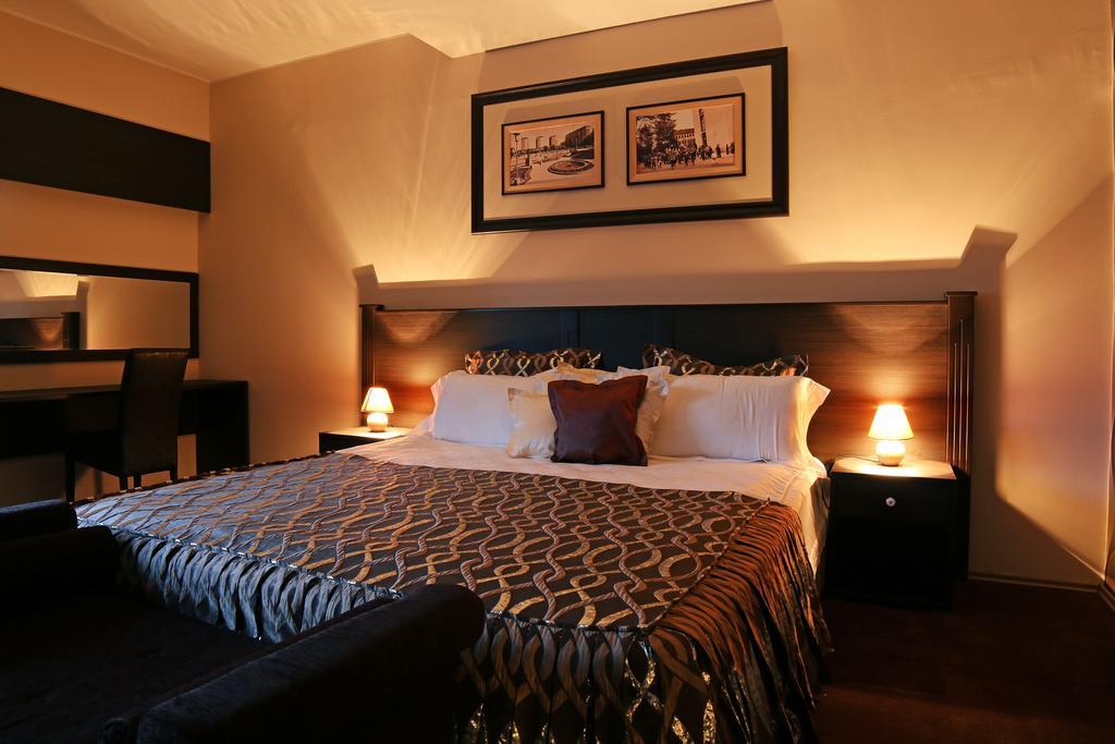 בור Hotel Jezero מראה חיצוני תמונה