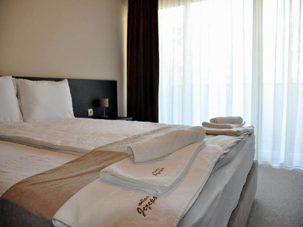 בור Hotel Jezero חדר תמונה