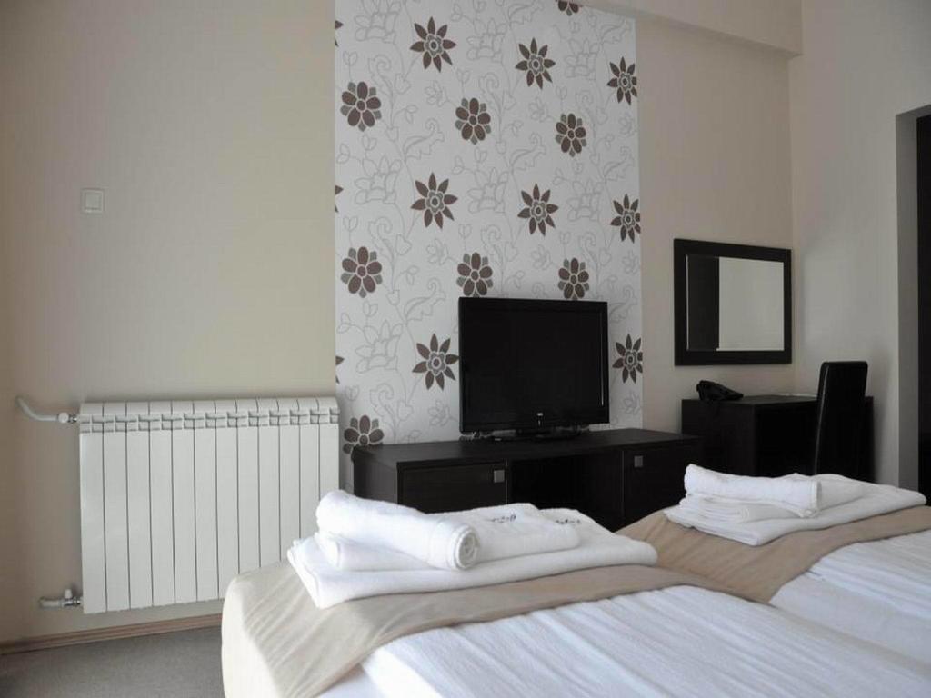 בור Hotel Jezero חדר תמונה