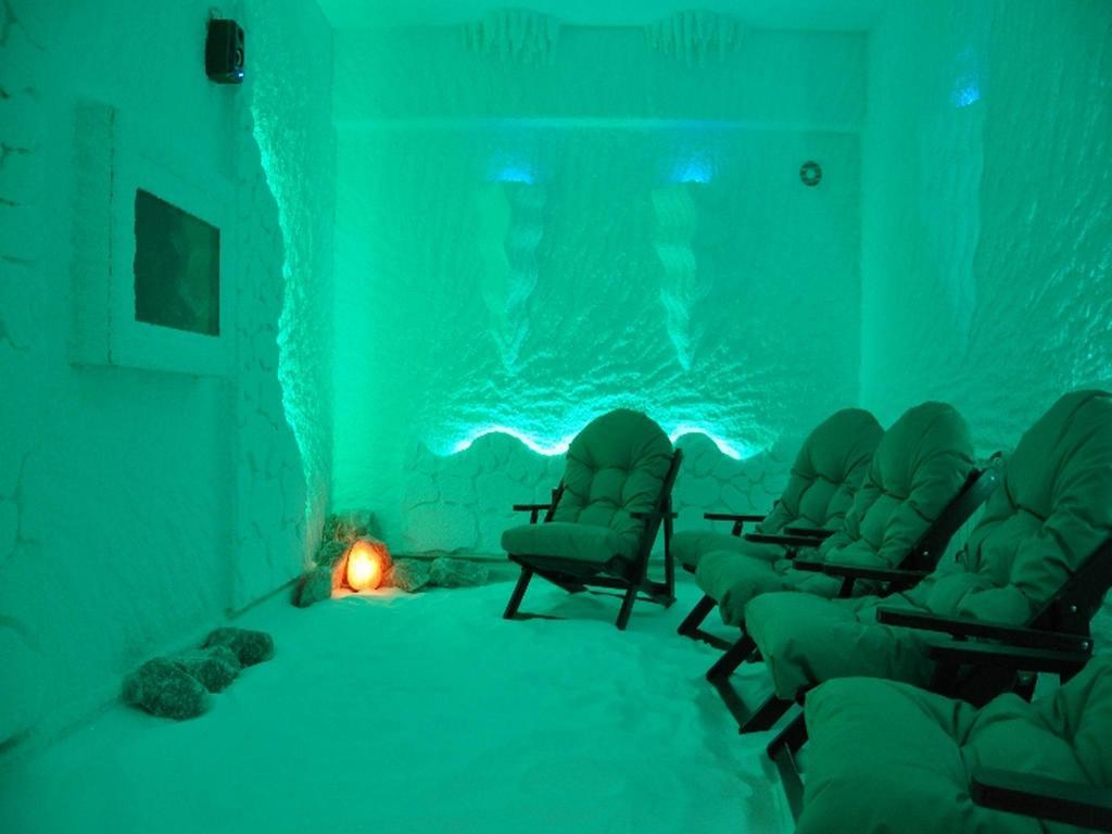בור Hotel Jezero מראה חיצוני תמונה